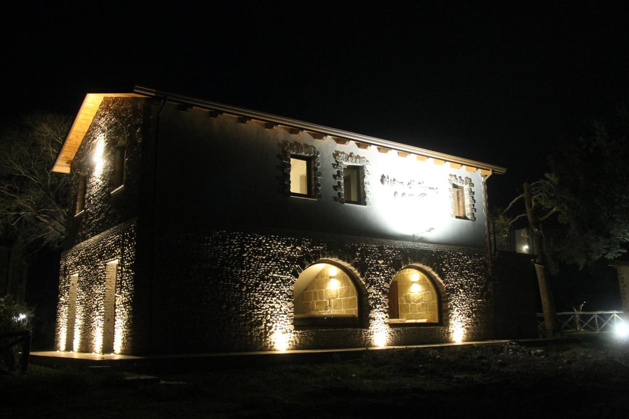 Apice Pietre Di Fiumeヴィラ エクステリア 写真